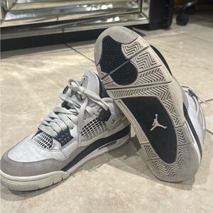 Air Jordan Retro 4 Sneakers in Gray and Black